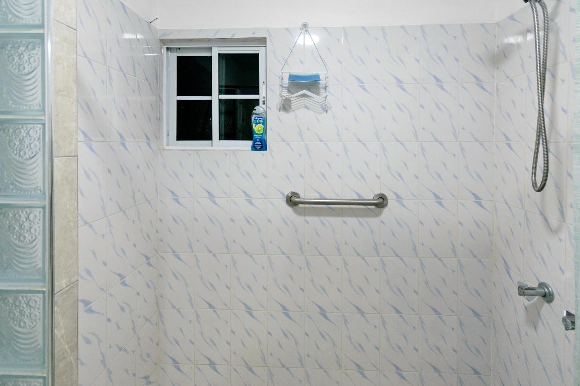 Harriott Heights Apartment Мандевил Екстериор снимка